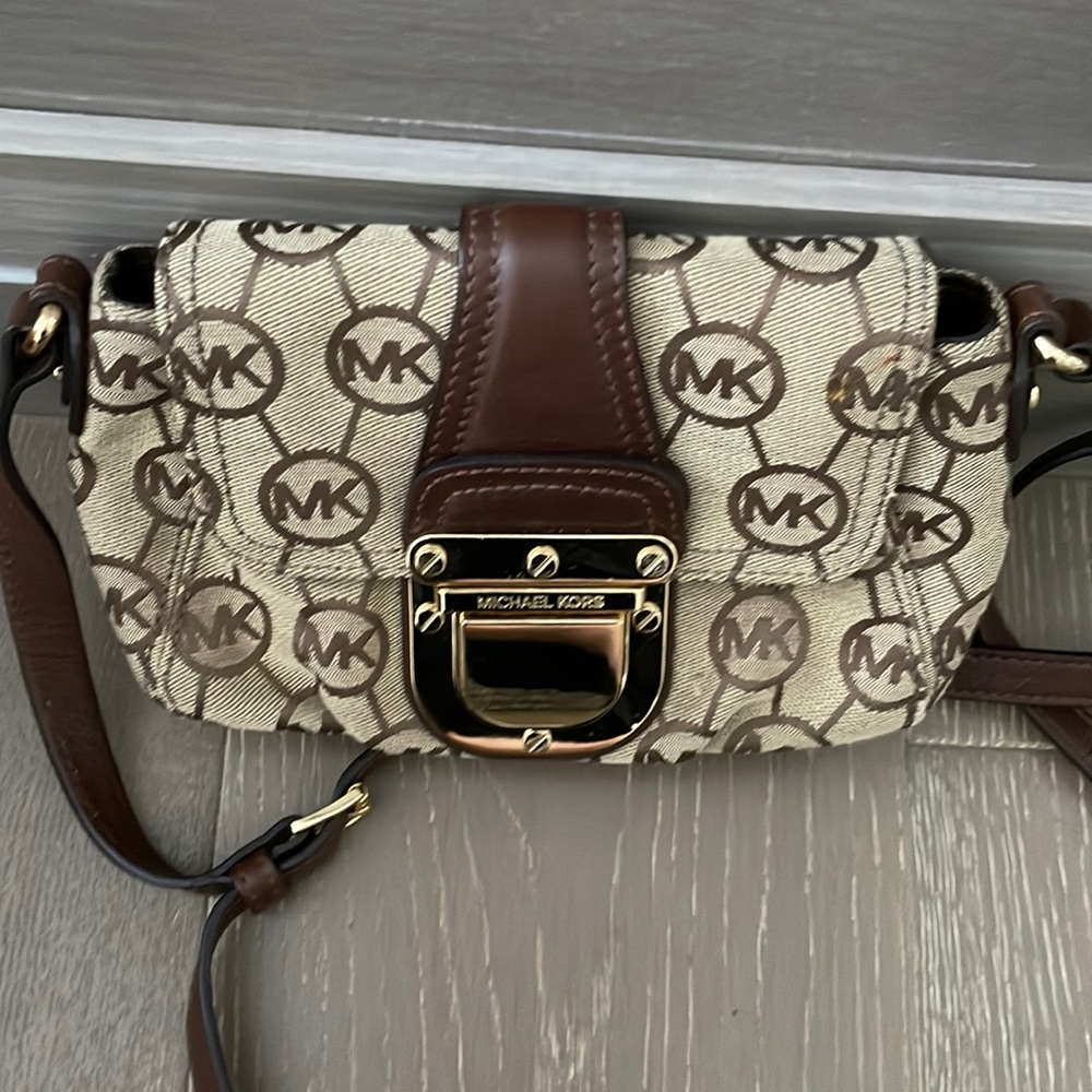 Vintage Michael Kors brown & tan crossbody